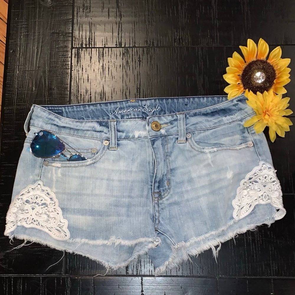 AE jeans shorts with lace